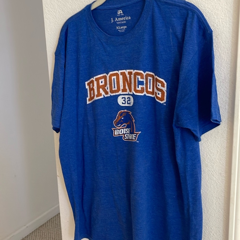 Boise State men’s short sleeve T